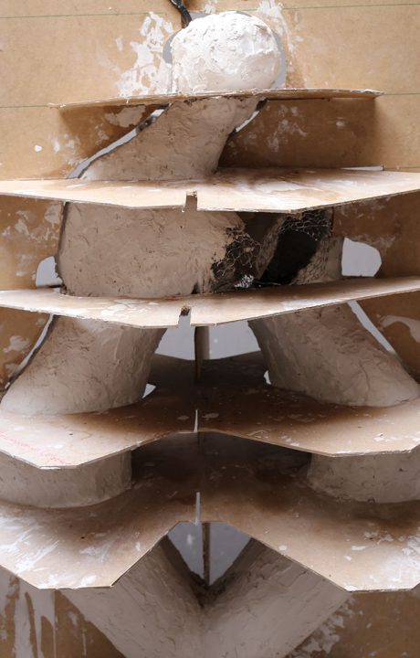 11-Detailansicht-der-Gipsfigur